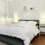 Apartmenthaus In Der Arnoldstrasse * Бохум