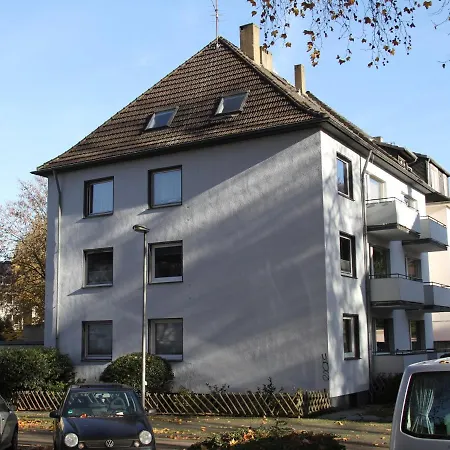Apartmenthaus In Der Arnoldstrasse * Bochum