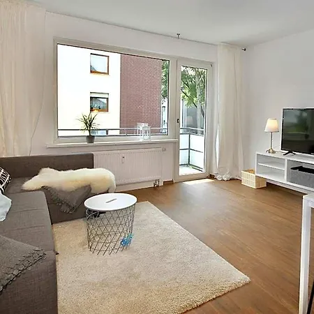 Apartmenthaus In Der Arnoldstrasse 아파트 보훔