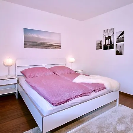 Apartmenthaus In Der Arnoldstrasse 아파트 *